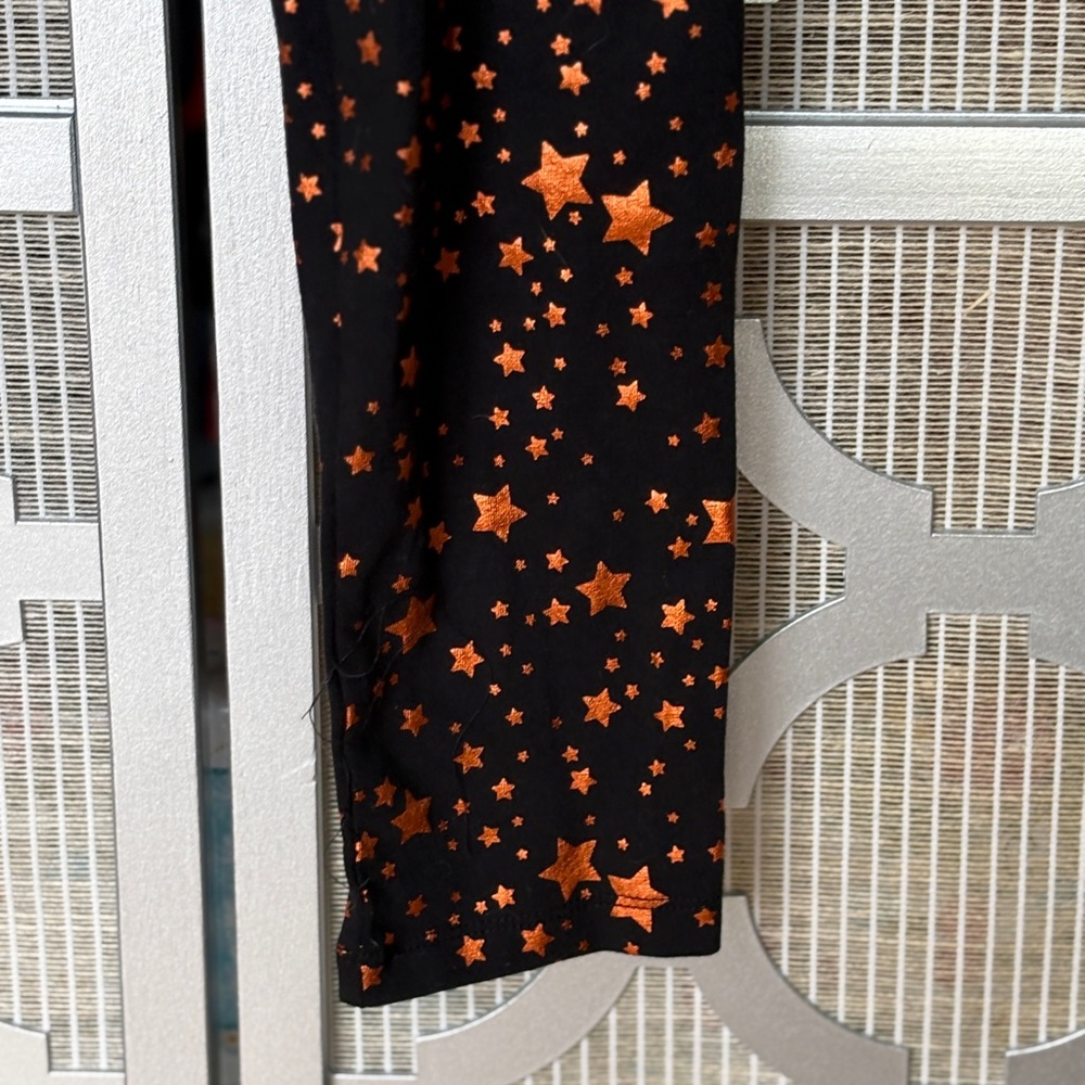 NWT Kids Star Patterned Leggings - Black and Orange - Picture 2 of 7